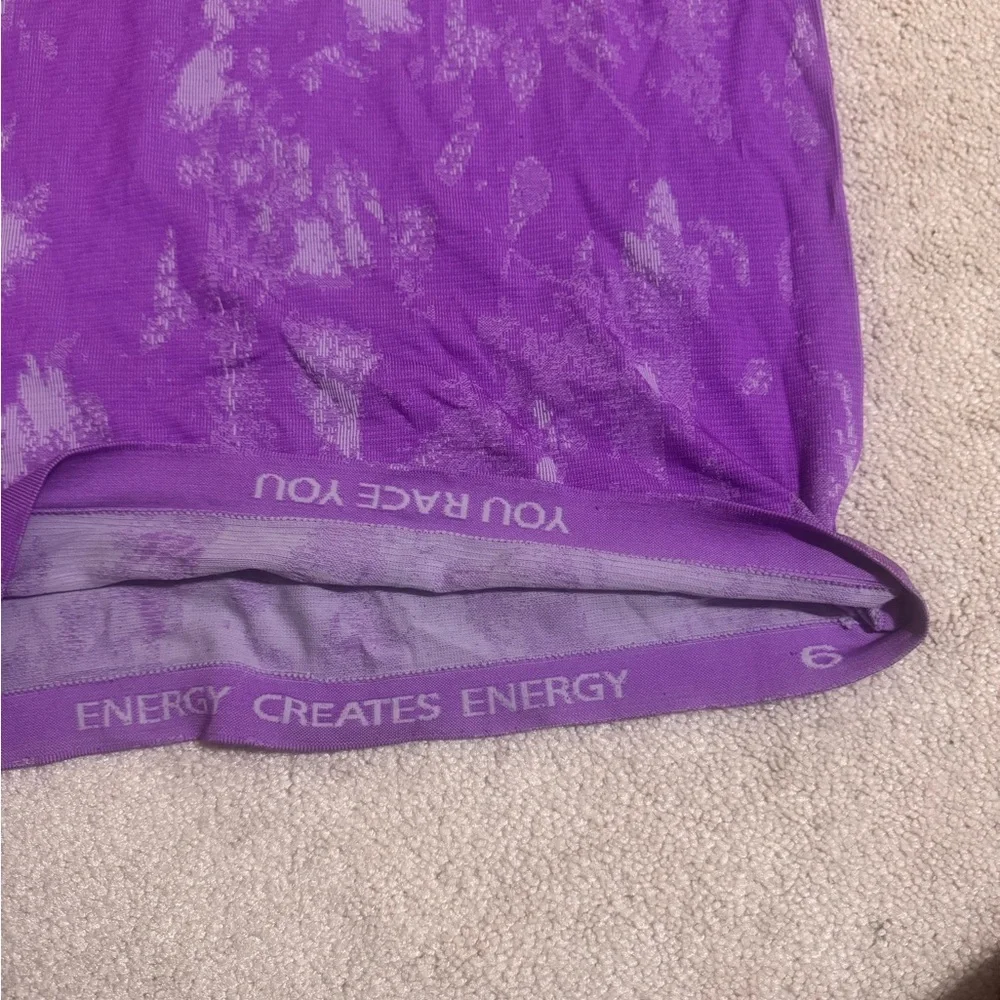 Lululemon Shadow Bloom Moonlit Magenta / Faint Lavender Swiftly Shirt - Picture 7 of 11